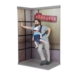 The Hangover: WB100 Movie Maniacs Posed Figure: Alan Garner